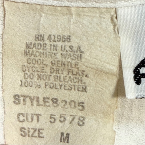 VINTAGE crochet floral lace collar blouse button down tailored lightweight 90s - Picture 9 of 17